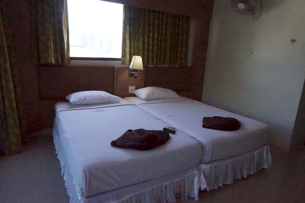 Aonang View Hostel *